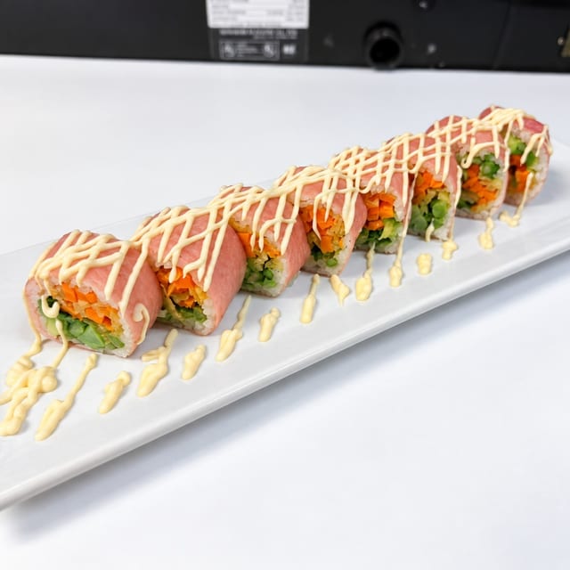Vegetable Deluxe Maki.