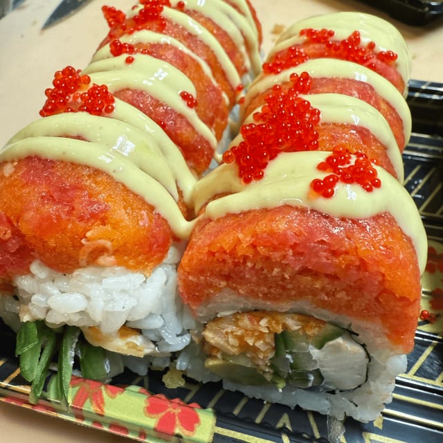 Fire Kiss Maki.